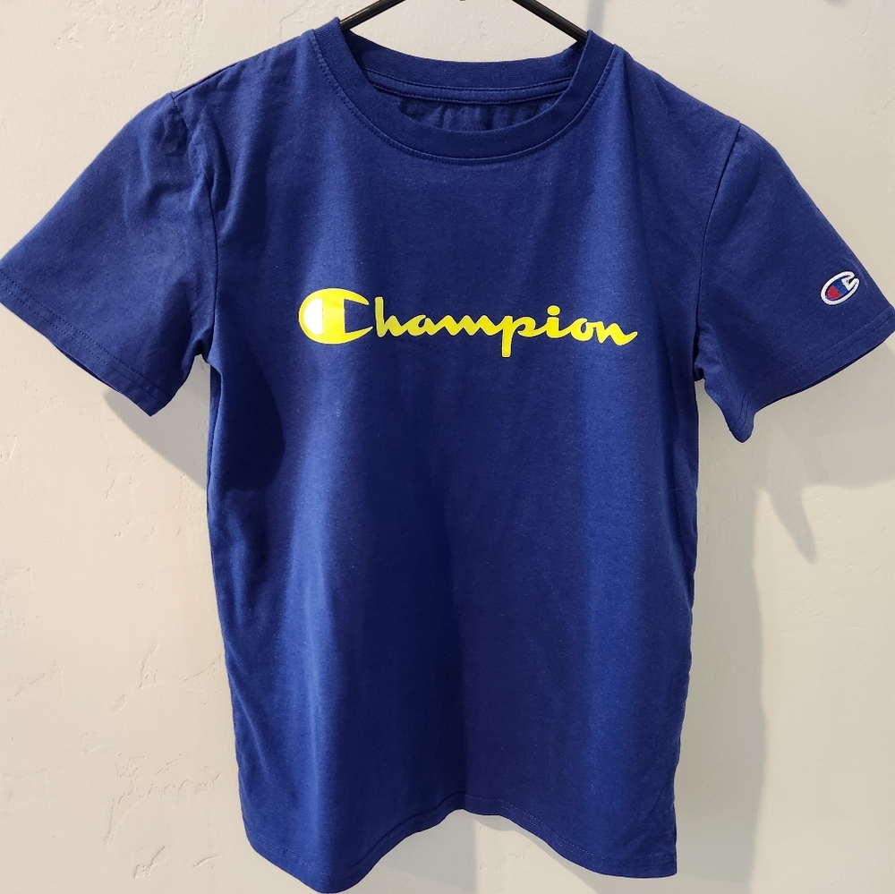 Youth Champion shirt, like new. Size L. Smoke/Pet free home.